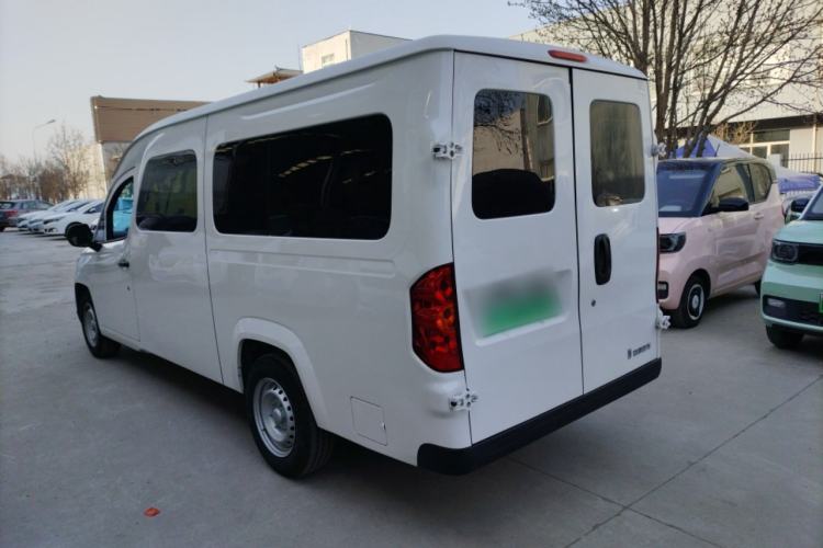 Used Yufeng Yufeng Gold Warehouse 2025 Model Value Edition, 42.3 kWh
