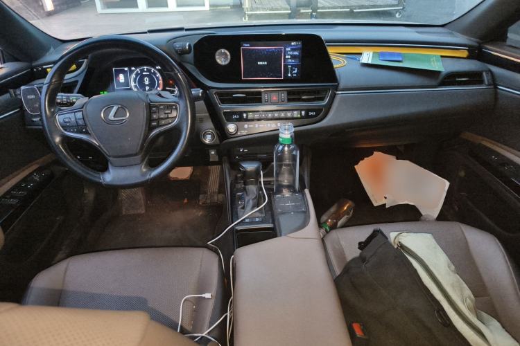 Used Lexus ES 2021 200 Excellence Edition