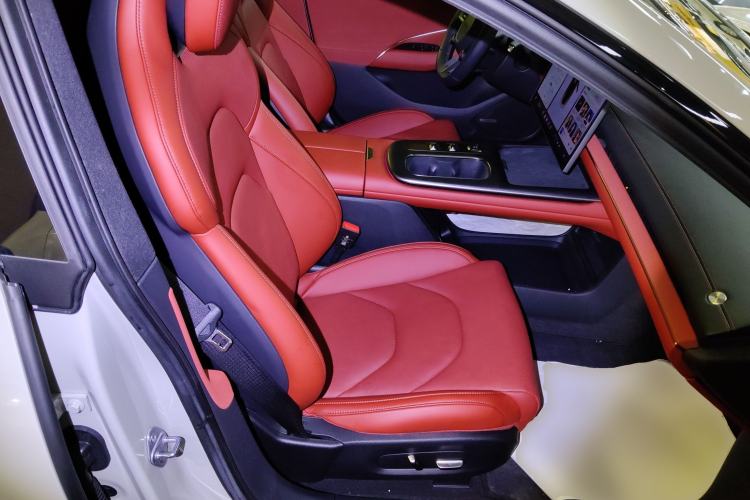 Used Xiaomi Auto SU7 2024 Rear-Drive Long-Range Intelligent Driving Version