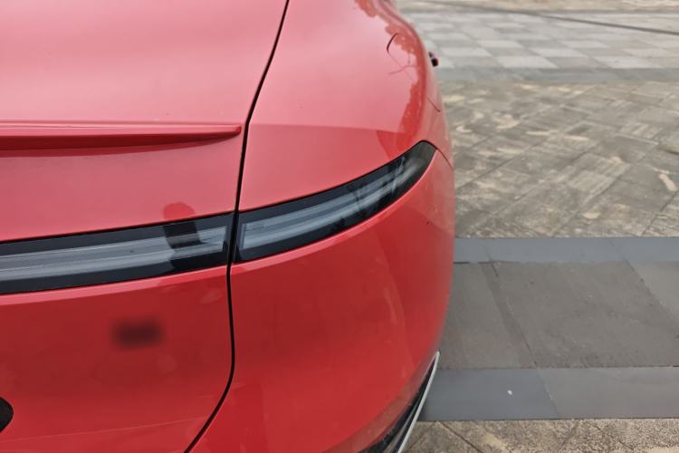 Used Avatr 06 2025 Pro Range-Extended Edition Right Rear Taillight