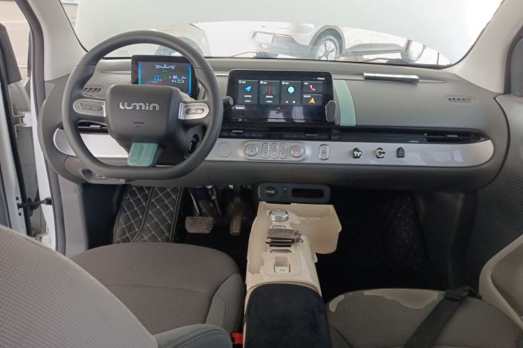 Used CHANGAN NEVO Lumin 2025 205 km Xiangqin Version