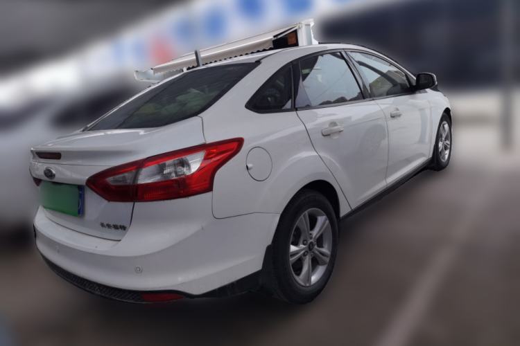 Used Ford Focus 2012 Sedan 1.6L Automatic Fashion Edition