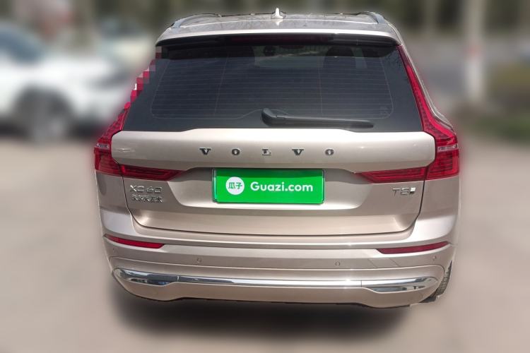 Used Volvo XC60 New Energy 2025 Plug-in Hybrid Long-Range All-Wheel Drive Smart & Luxurious Edition Rear