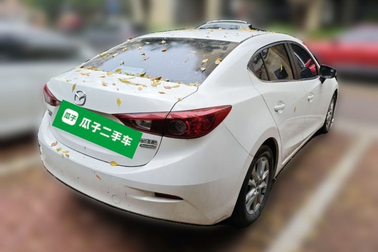 Used Mazda 3 Axela 2016 Sedan 1.5L Automatic Comfort Model