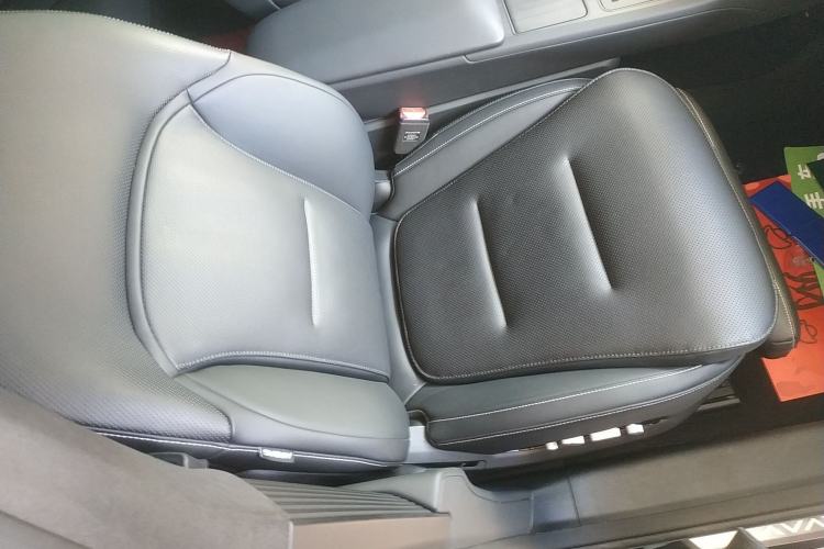 Used Avatr 12 2025 Ultra Extended-Range Edition