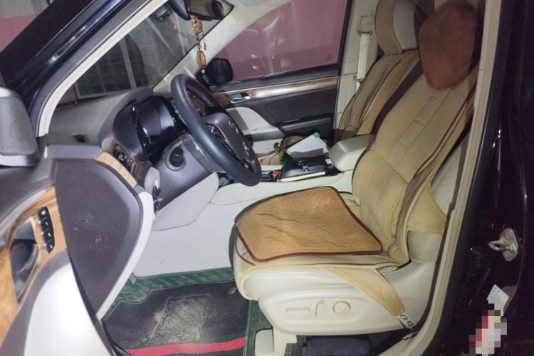 Used GAC Trumpchi GS8 2017 320T Two-Wheel Drive Luxury Smart Connectivity Version (7 Seats)