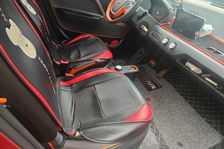 Used Baojun E100 2019 250KM Smart Drive Edition Left Rear Seat