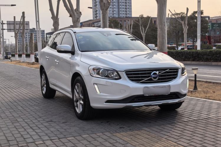 Used Volvo XC60 2017 T5 AWD Smart Upgrade Model
