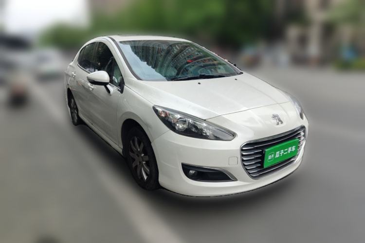 Used Peugeot 308 2013 1.6L Automatic Fashion Model Front Right 45 Deg