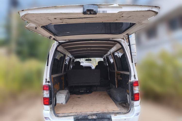 Used Jinbei Hiace 2014 2.0L Fifth-Generation Xiangyun Comfort Type 1 4G20C
