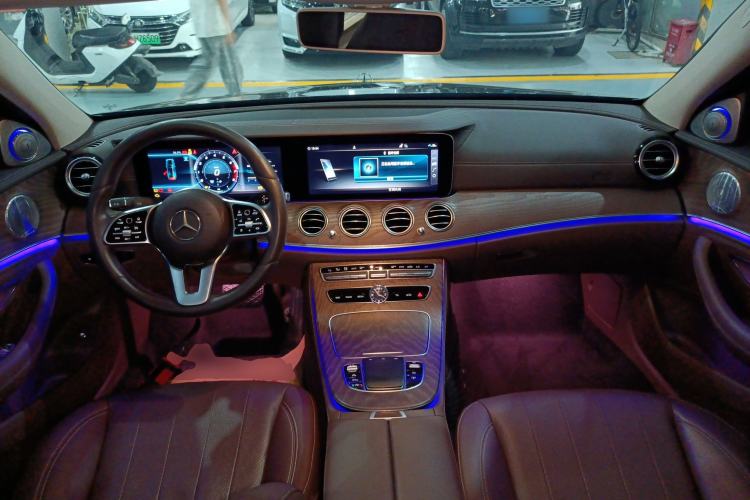 Used Mercedes-Benz E-Class 2019 Restyled E 300 L Luxury Edition
