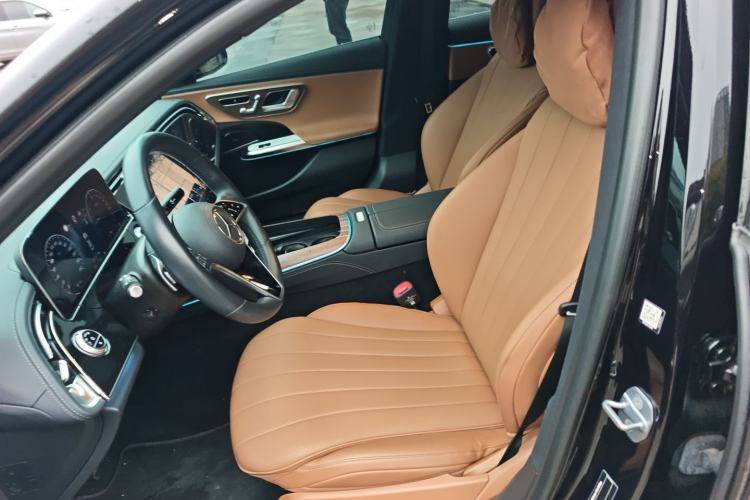 Used Mercedes-Benz E-Class New Energy 2024 E 350 e L Plug-in Hybrid Sedan Left Front Seat