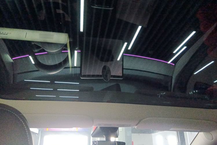 Used Tesla Model Y 2023 Rear-Wheel-Drive Version Headliner