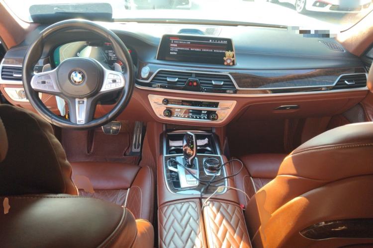 Used BMW 7 Series 2019 Restyled 740Li xDrive Executive M Sport Package Center Console