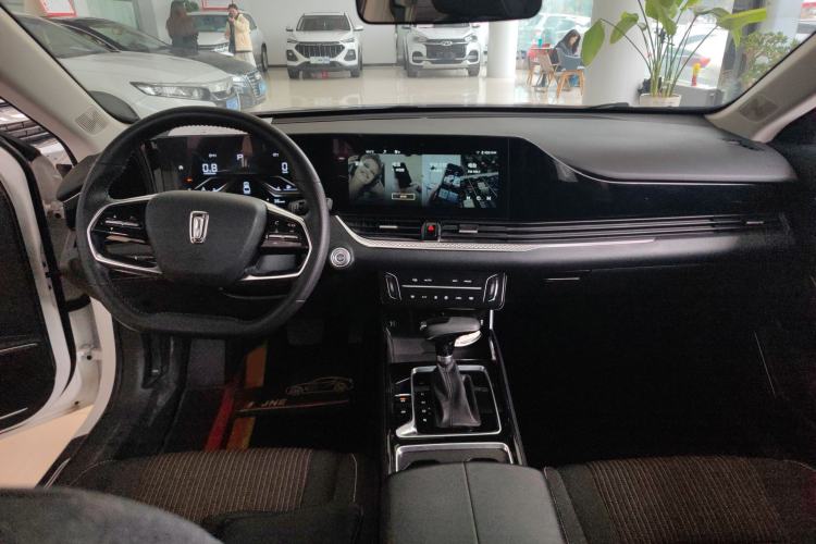 Used Bestune B70 2023 3rd Generation 1.5T Automatic Enjoyment Version 70th Anniversary Edition