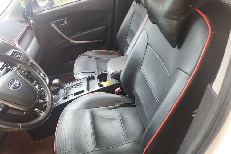 Used Bestune X80 2015 2.0L automatic comfort version Left Front Seat