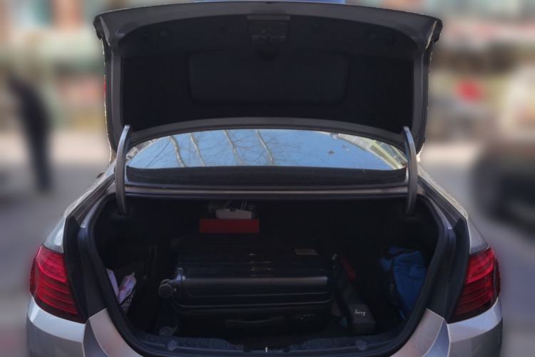 Used BMW 5 Series 2014 525Li Leading Model