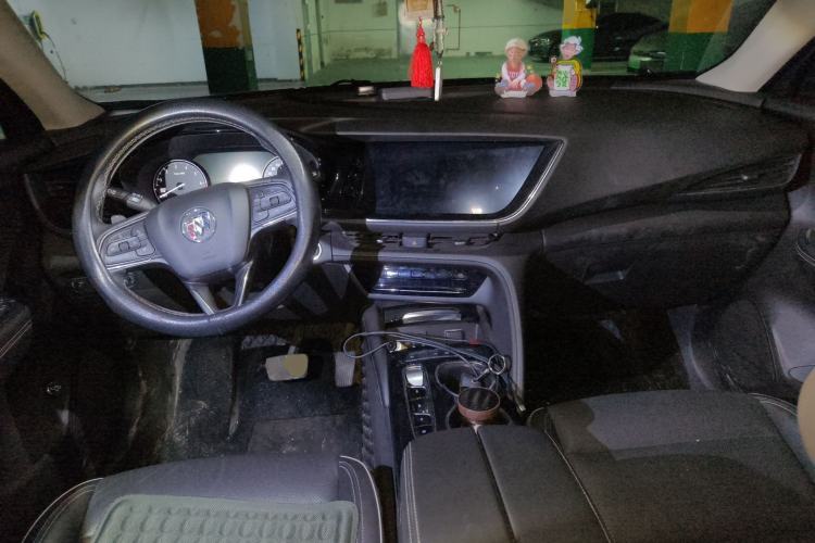 Used Buick Envision 2022 Encore Plus 652T Five-Seat Luxury Model Center Console