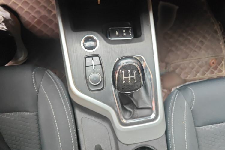 Used Chery Tiggo 5x 2019 HERO 1.5L Manual Fashion Edition Gear Lever