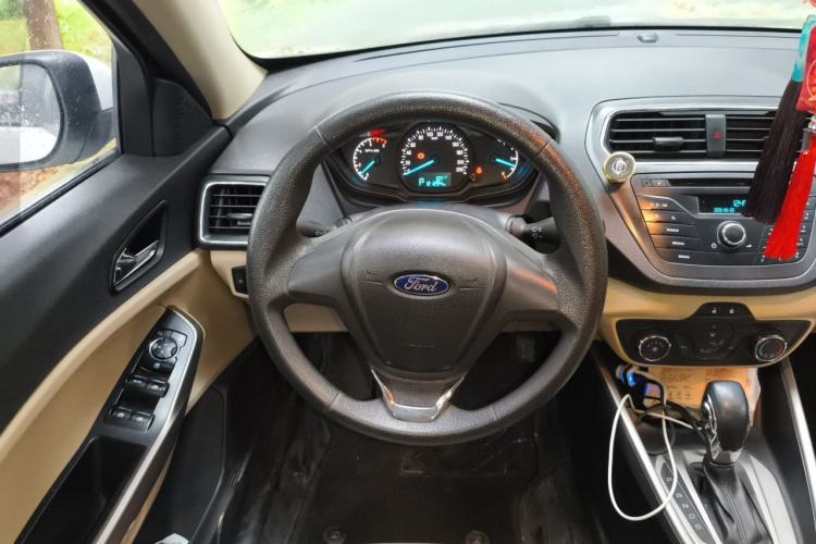 Used Ford Escort 2015 1.5L Automatic Comfort Edition