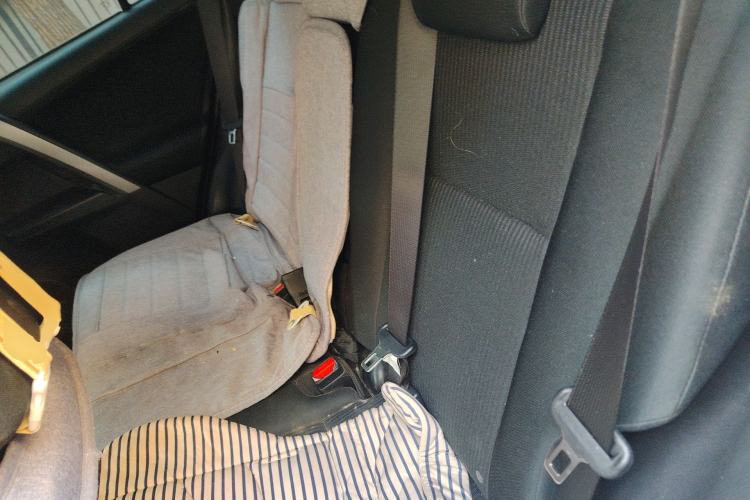 Used Toyota RAV4 2016 2.0L CVT Two-Wheel Drive Comfort Edition China V Standard
