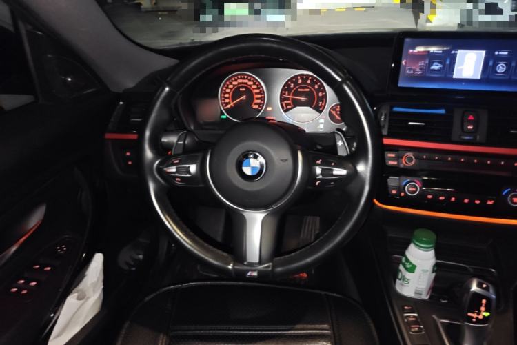 Used BMW 3 Series GT 2016 320i Fashion Model Steering Wheel