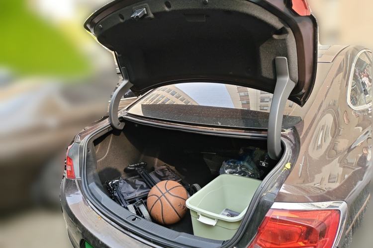 Used Buick LaCrosse 2018 28T Elite Edition Trunk