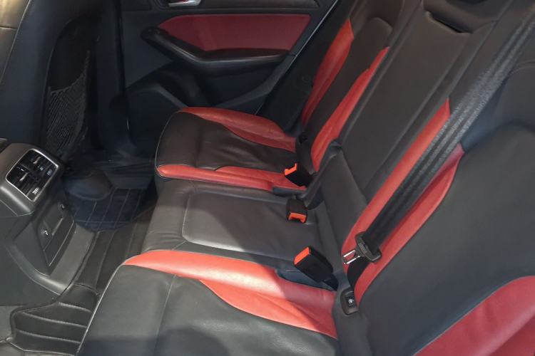 Used Audi Q5 2018 Collector's Edition 40 TFSI Technology Model
