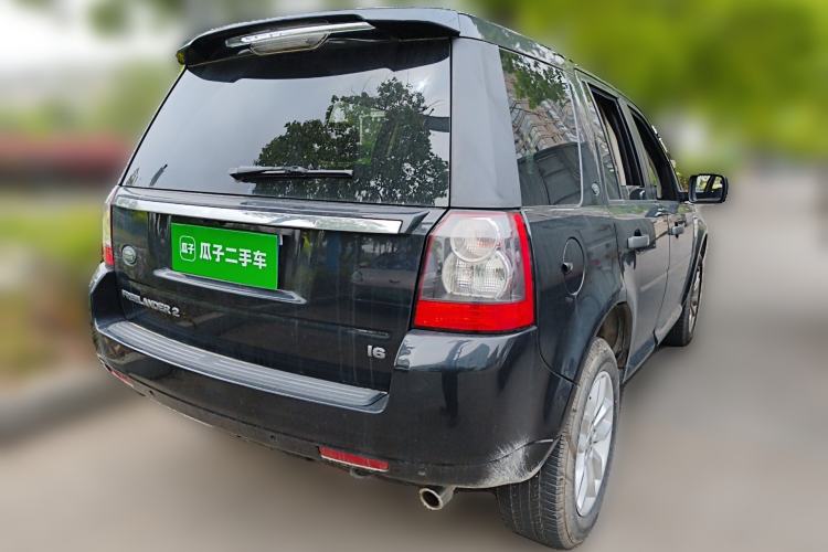 Used Land Rover Freelander 2 2011 3.2L i6 HSE Gasoline Edition Rear Right 45 Deg