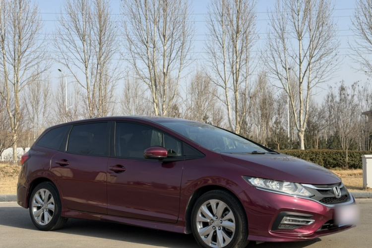 Used Honda Jade 2017 1.8L automatic Comfort version 5 seats