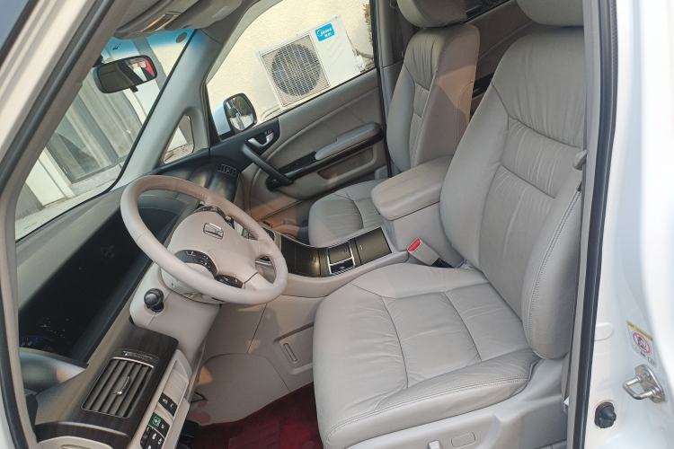 Used Honda Elysion 2015 2.4L VTi-S Prestige Edition Left Front Seat