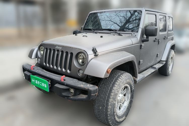 Used Jeep Wrangler 2013 3.6L Sahara Four-Door Edition