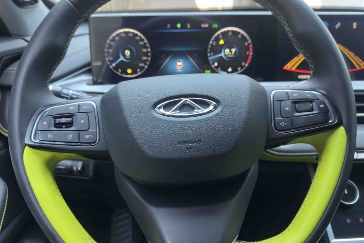 Used Chery Tiggo 7 PLUS 2022 1.5T CVT Noble Lady Yellow Limited Edition Premium Version
