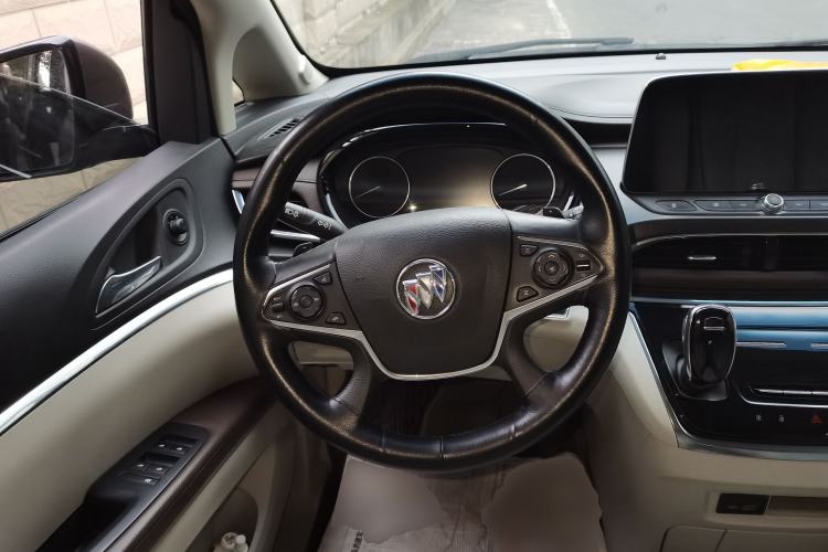 Used Buick GL8 2021 Land Cruiser Executive Class 652T Luxury Model