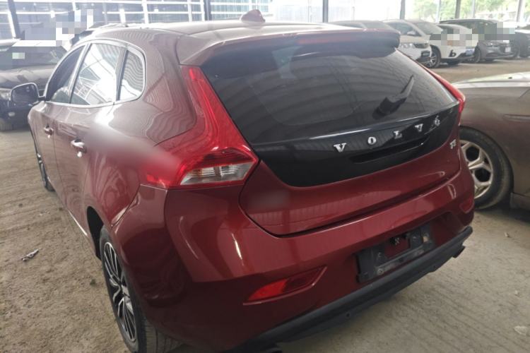 Used Volvo V40 2018 T3 Zhiyi Edition