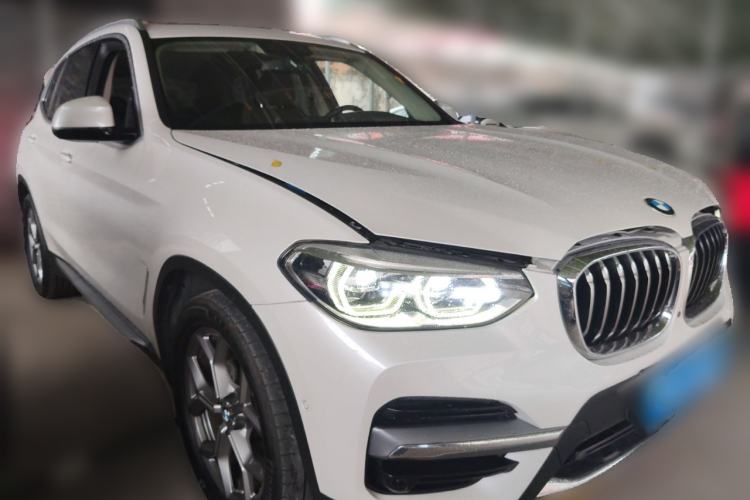 Used BMW X3 2020 xDrive28i Luxury Package Front Right 45 Deg