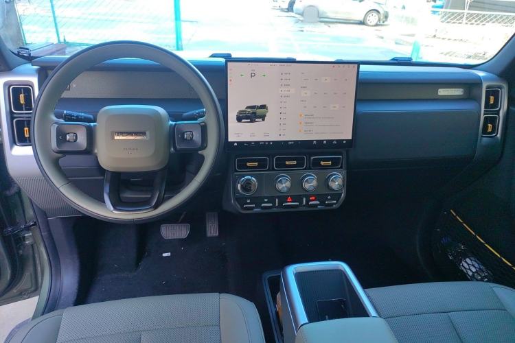 Used iCAR V23 2025 501 Four-Wheel Drive Intelligent Driving Version Interior 2