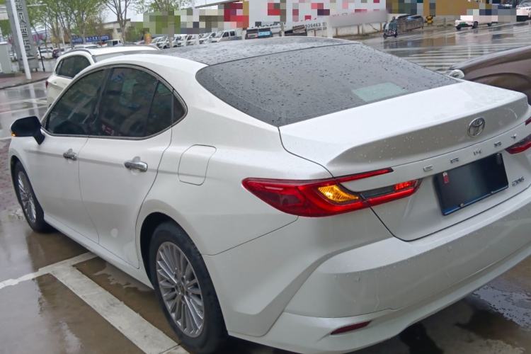 Used Toyota Camry 2024 2.0G Prestige Edition
