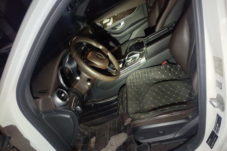 Used Mercedes-Benz GLC 2017 GLC 260 4MATIC Luxury Model