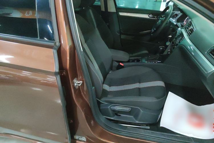 Used Volkswagen Lamando 2019 230TSI DSG Fashion Edition China V Standard
