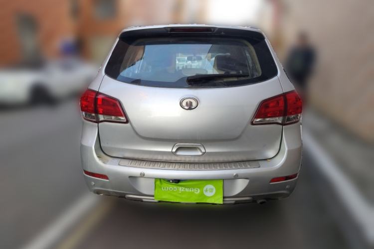 Used Haval H6 2014 Upgraded Model 2.0T Diesel Manual Two-Wheel Drive Urban Version