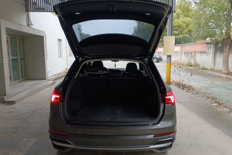 Used Audi Q3 2021 35 TFSI Progressive Dynamic Edition
