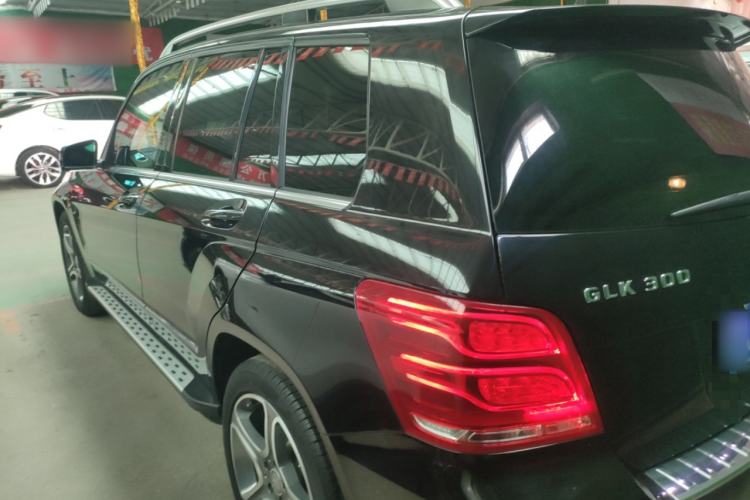 Used Mercedes-Benz GLK-Class 2015 GLK 300 4MATIC Fashion Edition Ultimate Version Rear Left 45 Deg