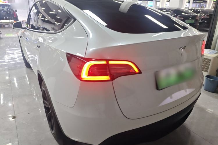 Used Tesla Model Y 2024 Rear-Wheel-Drive Version
