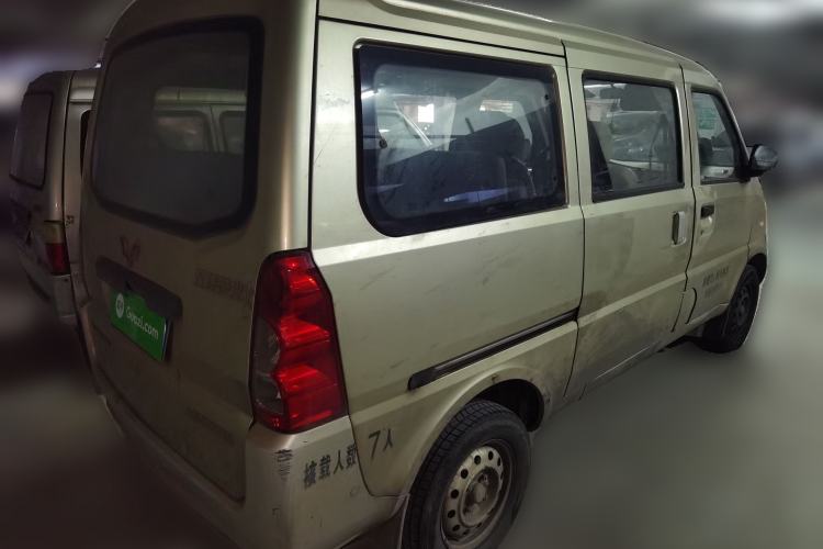 Used Wuling Rongguang 2011 1.2L Base Version