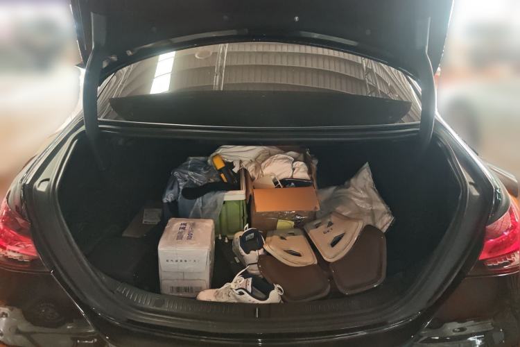 Used Mercedes-Benz E-Class 2018 Facelifted E 300 L Stylish Version Trunk