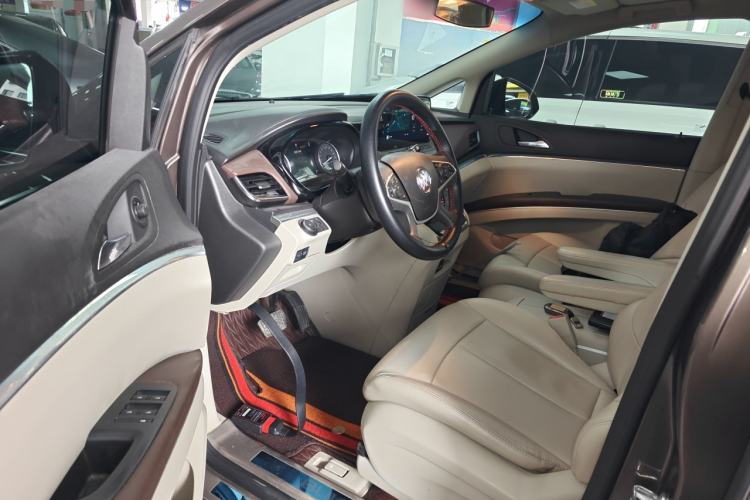 Used Buick GL8 2023 Land Executive Class Smart Enjoyment Model