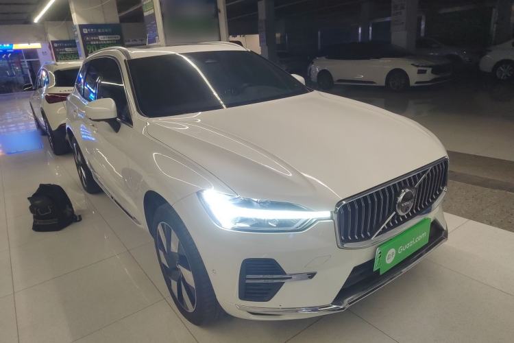 Used Volvo XC60 New Energy 2024 T8 Plug-in Hybrid Long-Range All-Wheel Drive Smart Luxury Edition
