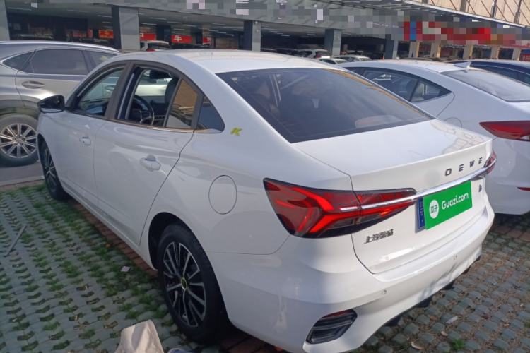 Used Roewe i5 2021 1.5L CVT Diamond Edition
