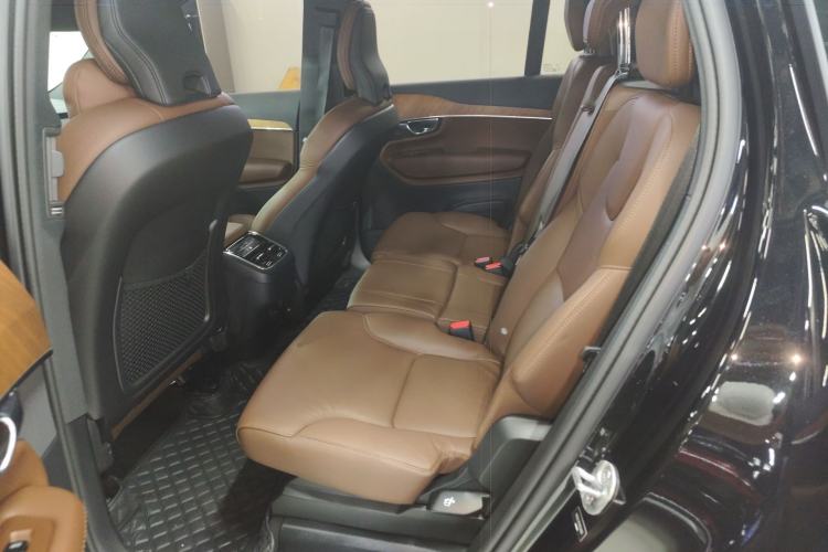 Used Volvo XC90 2024 B5 SmartDrive Luxury Edition 7-Seater
